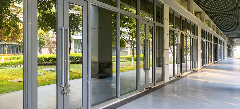 Professional Accordion Door Repair in Oakleaf Plantation, FL