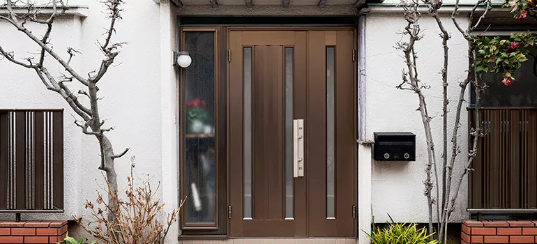 Auto Door Panel Repair in Oakleaf Plantation, FL